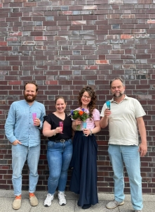 698x951 @ 22,268 698x951 @ 22,268